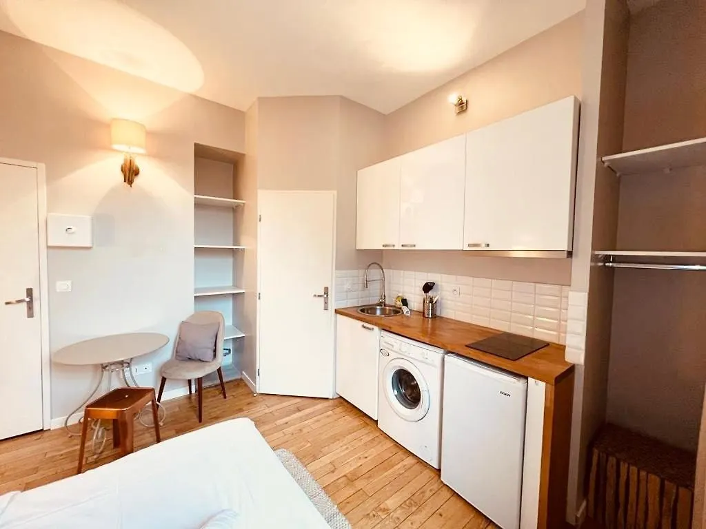 Le Studio Taupe - Grange Blanche Лион Апартаменты